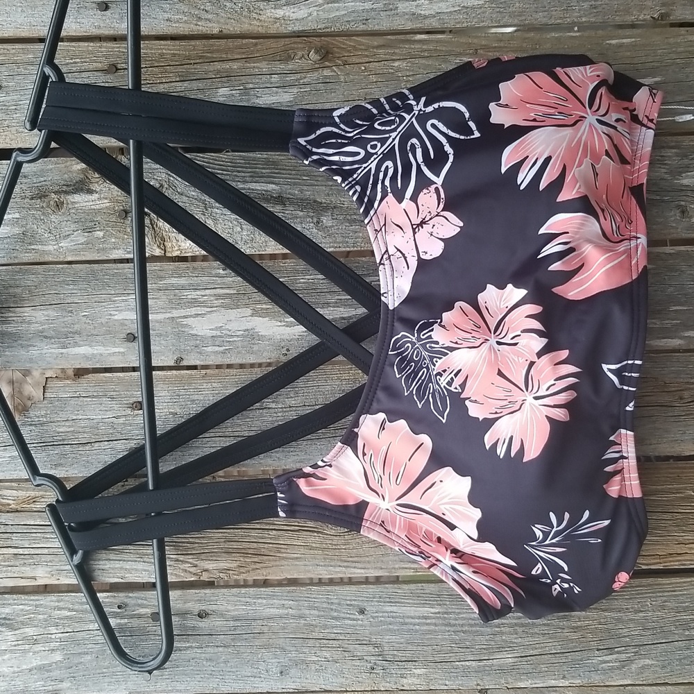 YOUNIQUE NWT DOUBLE CRISS CROSS STRAP TROPICAL BATHING SUIT TOP LARGE - Picture 1 of 8